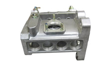 Load image into Gallery viewer, AMC Jeep 8983502433 Fuel Pump Housing Nissan Diesel 16710-7603
