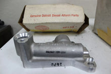 Load image into Gallery viewer, Detroit Diesel 12267892 Manifold Hydrostati Allison DAX12873
