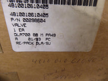 Load image into Gallery viewer, Sperry Vickers 298604 Valve Plate 4810-01-061-0405
