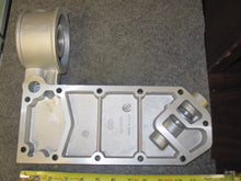 Load image into Gallery viewer, Cummins 3918290 Head, Filter, Oshkosh 2DR514
