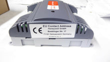 Load image into Gallery viewer, Honeywell PUL1012S Programmable Unitary Controller Series 4 Spyder New
