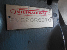 Load image into Gallery viewer, INTERNATIONAL PVB20RCG70 PISTON PUMP NOS
