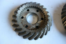 Load image into Gallery viewer, Mack 24KHA1389 Bevel Gear Set Matched New
