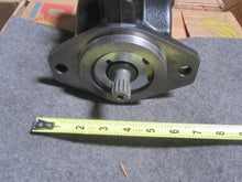 Load image into Gallery viewer, SAUER DANFOSS 80001604 VARIABLE PUMP LV35ENAYNFF11SNNAFF18NNNNNN
