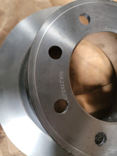 Load image into Gallery viewer, Bosch 0204212035 Brake Rotor Rear
