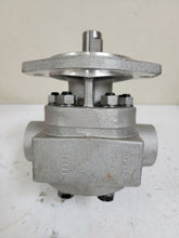 Load image into Gallery viewer, Hyster 110171AB Hydraulic Pump Genuine OEM
