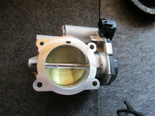 Load image into Gallery viewer, GM THROTTLE BODY 331993 NEW 227.2.AA.994AA.1993.C GENERAL MOTORS

