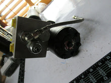 Load image into Gallery viewer, Danfoss 151-2476 Hydraulic Motor DS-200 W/ Valve HPS C1706
