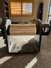 Load image into Gallery viewer, 26-0700 Winch Notched Slider New
