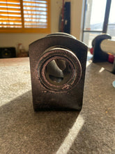 Load image into Gallery viewer, 26-0700 Winch Notched Slider New
