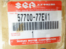 Load image into Gallery viewer, Suzuki, 57700-77EV1 Front Strut Set, New
