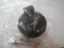 Load image into Gallery viewer, Borg Warner TH411 Choke Thermostat New
