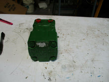Load image into Gallery viewer, New White Hydraulic Motor RS12010100 For John Deere
