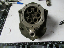 Load image into Gallery viewer, Bendix Aircraft Magneto S6LN-32, 6 Cylinder 10-56600-8 USED

