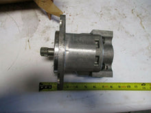 Load image into Gallery viewer, OEM Hyster 0342774 Forklift Hydraulic Pump 7/8" x 13 Spline 6" Mount New
