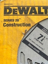 Load image into Gallery viewer, Dewalt Series 20 Construction 5 Blade Pro Pack New
