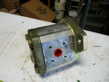 Load image into Gallery viewer, Case 4531616 Hydraulic Pump New Haldex
