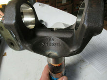 Load image into Gallery viewer, New Spicer Yoke Shaft F6-82-119-3
