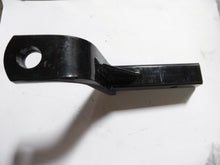 Load image into Gallery viewer, Draw-Tite 40346 9-1/2" Quick-Loading Ball Mount 4-3/4" Rise, 6" Drop 6000 lbs
