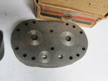 Load image into Gallery viewer, Bendix TF500 Compressor Cylinder Head 237695H # 227453
