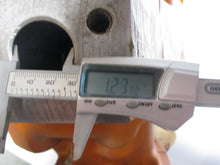 Load image into Gallery viewer, 3125A1A1AL Hydreco Hydraulic Pump For Case 606477C91
