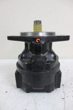 Load image into Gallery viewer, 1510KE50D1DB - David Brown - 1500 Series Hydraulic Pump
