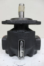 Load image into Gallery viewer, 1916M11B7L - Hydreco - Hydraulic Gear Motor Cast Iron 1900 Series Keyed Shaft

