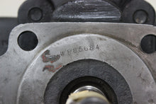 Load image into Gallery viewer, 1916M11B7L - Hydreco - Hydraulic Gear Motor Cast Iron 1900 Series Keyed Shaft
