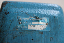 Load image into Gallery viewer, S23R120C-2X413 - Sperry Vickers - Hydraulic Valve
