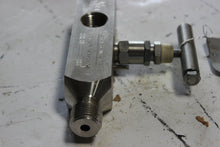 Load image into Gallery viewer, Anderson Greenwood M5VIS-44, M5VIS44 Sample Port Gauge Valve
