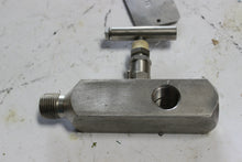 Load image into Gallery viewer, Anderson Greenwood M5VIS-44, M5VIS44 Sample Port Gauge Valve
