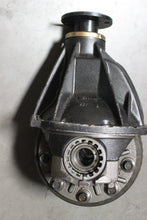 Load image into Gallery viewer, Nissan CU514A, 5071 Differential 3rd Member
