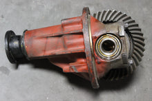 Load image into Gallery viewer, Detroit Diesel? 7000, D3048 Differential 3rd Member
