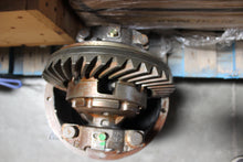 Load image into Gallery viewer, Nissan ND0681, DV708A Rear differential Nissan Patrol
