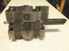 Load image into Gallery viewer, 91VS03P-6P7AAD20-03H - Muncie - Directional Control Valve
