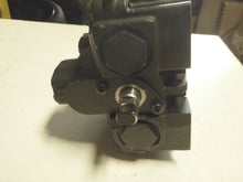 Load image into Gallery viewer, 91VS03P-6P7AAD20-03H - Muncie - Directional Control Valve
