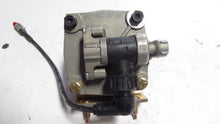 Load image into Gallery viewer, International Navistar 3686518C91 ATR6 TRACTION RELAY VALVE
