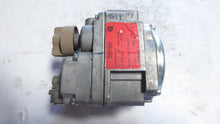 Load image into Gallery viewer, Robertshaw 700-055 700 Series Gas Valve 3D3502978
