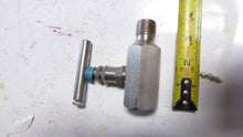 Load image into Gallery viewer, Anderson Greenwood H71VIS44Q, 021272004 Flow Control Valve
