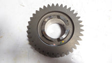 Load image into Gallery viewer, Eaton Fuller 4304098 Transmission 4th Gear Main shaft
