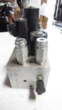 Load image into Gallery viewer, Hydraforce 105062, HF24276-03,2 Hydraulic Valve
