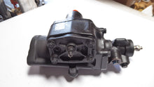 Load image into Gallery viewer, Ford F7AC3583AA, 51-7568 Super Duty Steering Gear 4x4 4wd Remanufactured
