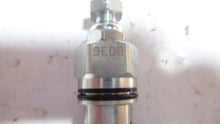 Load image into Gallery viewer, Sun Hydraulics PBDB-FBN Pilot-operated, pressure reducing valve
