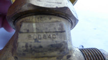 Load image into Gallery viewer, Carrier EP10AA-212 Valve
