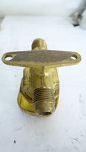 Load image into Gallery viewer, Carrier EP10AA-212 Valve

