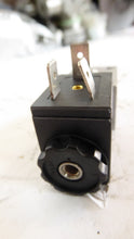 Load image into Gallery viewer, Ingersoll Rand CAT33S-024-L-G, 4KB47 Solenoid Air Control Valve

