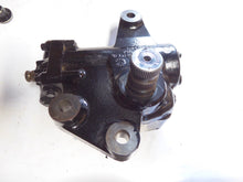 Load image into Gallery viewer, TRW THP60004R Remanufactured Steering Gear for Mack / Volvo VN
