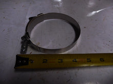 Load image into Gallery viewer, International 1517672C91 Hose Clamp Air Duct
