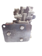 Load image into Gallery viewer, Wabco 592747 Gear Pump 592509
