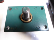 Load image into Gallery viewer, Nopak CLP6-3.25x1.50, W26335 Flange Mount Cylinder 3.25x1.50
